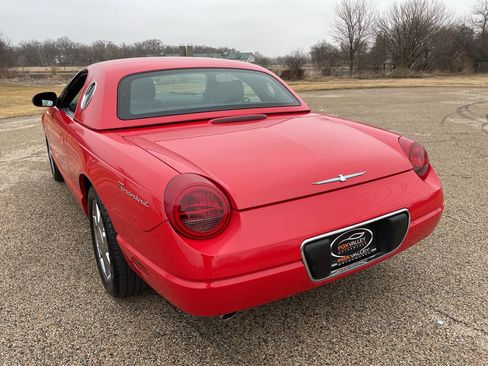 Used 2002 Ford Thunderbird Deluxe image 15