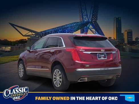 Used 2017 Cadillac XT5 Luxury w/ Driver Awareness Package FWD image 5