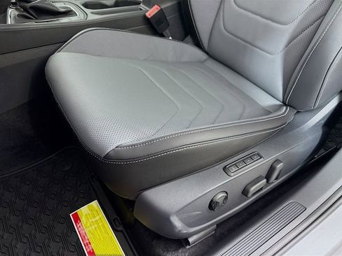 New 2026 Volkswagen Jetta SEL image 19