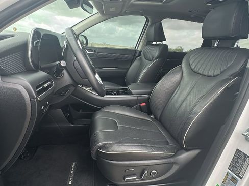 Used 2023 Hyundai Palisade Limited image 4