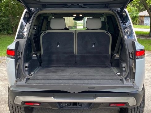 Used 2023 Rivian R1S Adventure Dual AWD/4WD image 10