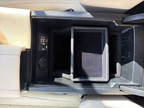 Used 2022 Lexus RX 350L FWD w/ Premium Package image 30