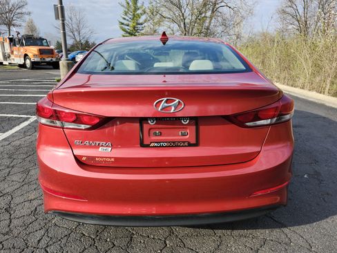 Used 2018 Hyundai Elantra SE w/ SE Connectivity Package 04 image 15