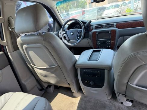 Used 2010 Chevrolet Tahoe LT w/ Luxury Package image 16