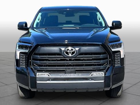 Used 2023 Toyota Tundra SR5 w/ SR5 Premium Package AWD/4WD image 4