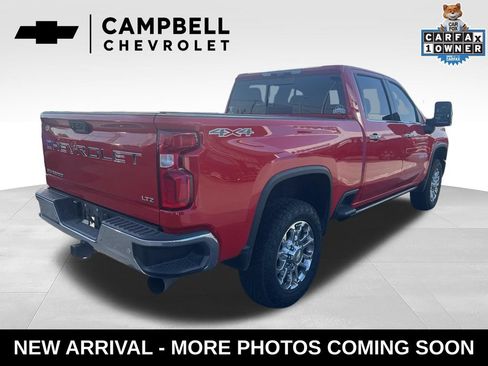 Used 2024 Chevrolet Silverado 2500 LTZ w/ LTZ Premium Package AWD/4WD image 5