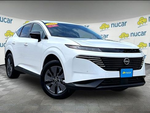 Used 2025 Nissan Murano SL AWD/4WD image 1