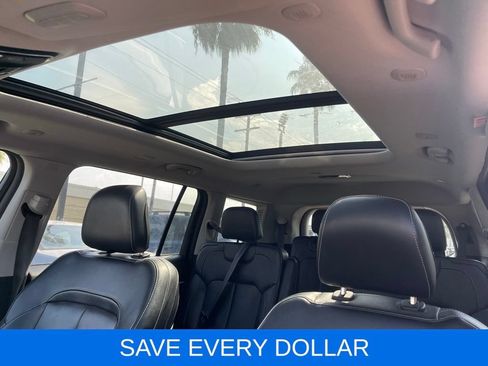 Used 2023 Jeep Grand Cherokee L Limited AWD/4WD image 24