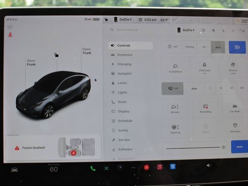 Used 2021 Tesla Model Y Long Range AWD/4WD image 16