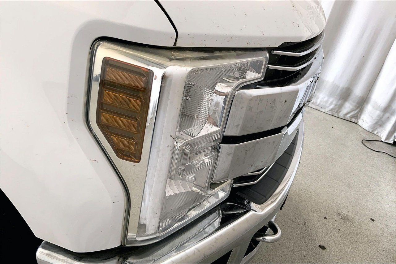 Used 2019 Ford F250 Lariat w/ Chrome Package AWD/4WD image 12