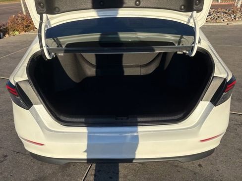 Used 2023 Honda Accord Sport image 8