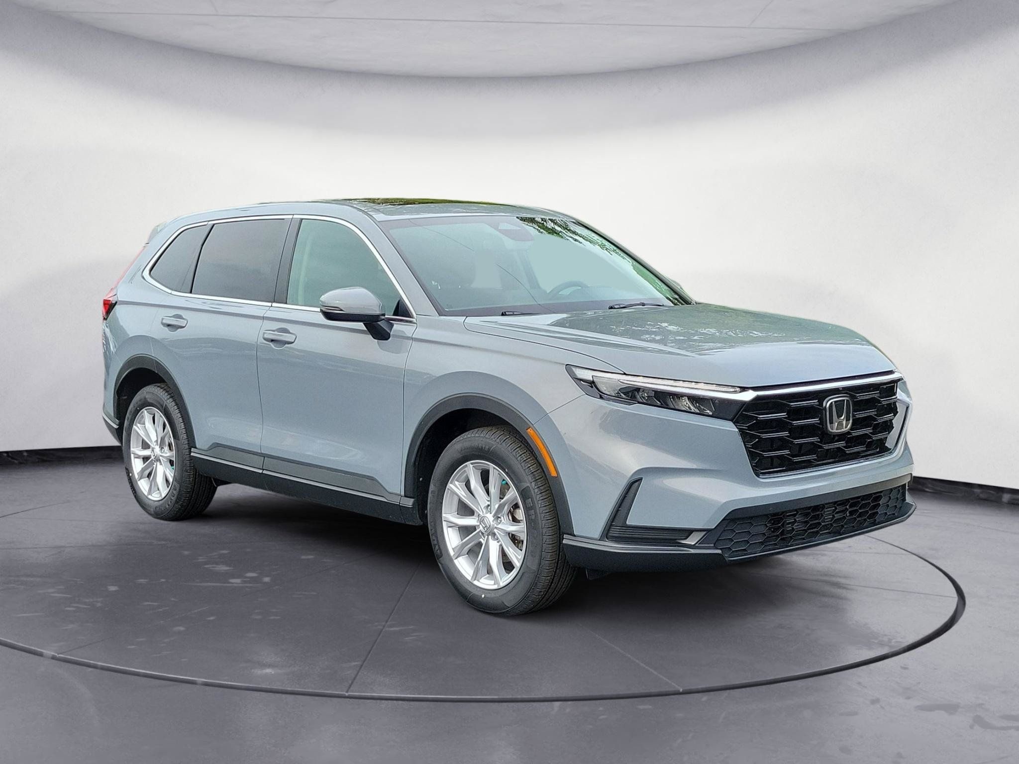 Used 2025 Honda CR-V EX image 2