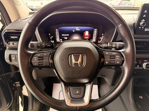 Used 2023 Honda Pilot Elite image 14