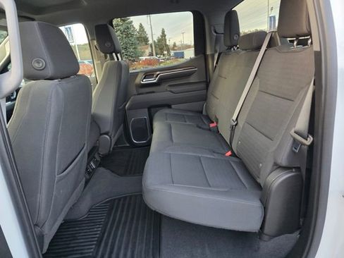 Used 2022 Chevrolet Silverado 1500 LT image 18