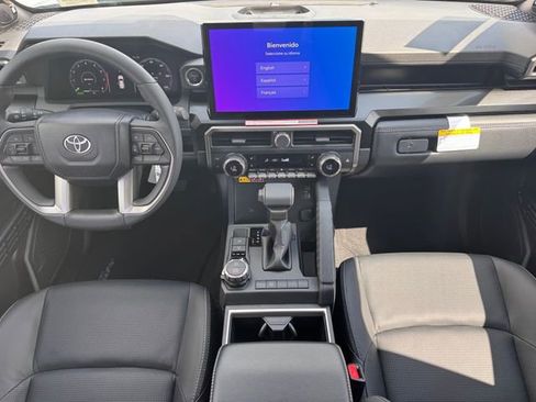 New 2026 Toyota 4Runner Limited AWD/4WD image 18