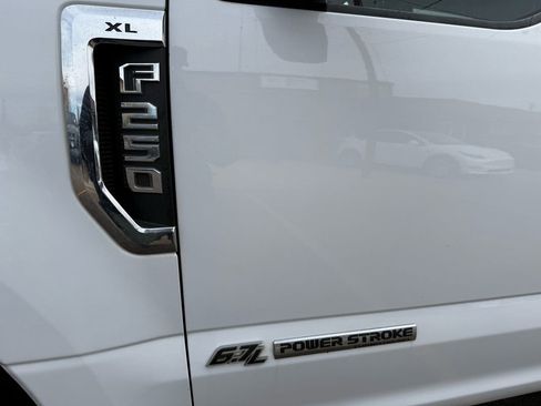 Used 2017 Ford F250 XL w/ Power Equipment Group image 15