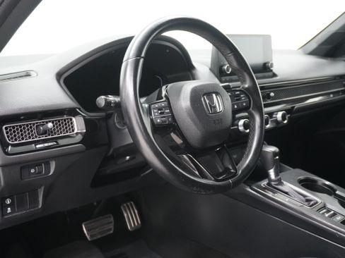 Used 2023 Honda Civic Sport image 10