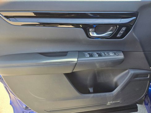 Certified 2025 Honda CR-V EX-L image 16
