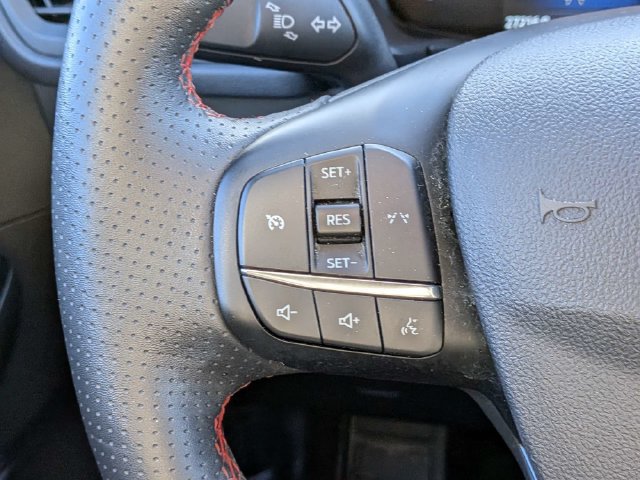 Used 2025 Ford Escape ST-Line Select AWD/4WD image 22