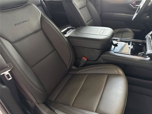 New 2026 GMC Yukon XL Denali w/ Sun & Power Step Package RWD image 37