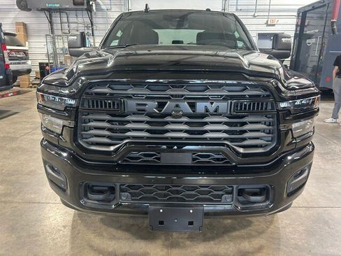 Used 2025 RAM 2500 Big Horn AWD/4WD image 45