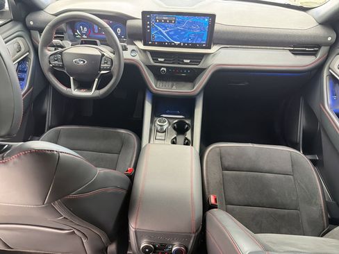 Used 2025 Ford Explorer ST AWD/4WD image 15