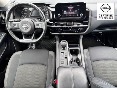Certified 2025 Nissan Pathfinder SV FWD image 12