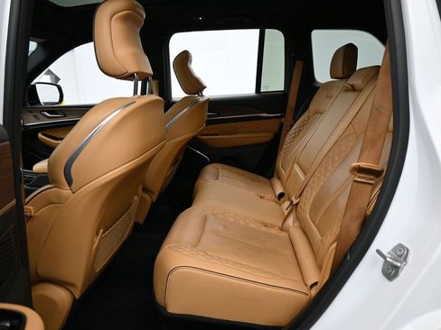 Used 2022 Jeep Grand Cherokee Summit image 40