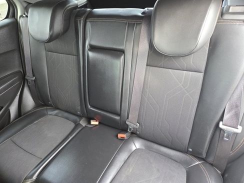 Used 2018 Chevrolet Trax LT w/ LT Convenience Package image 12