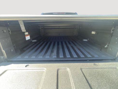 Used 2025 Honda Ridgeline Black Edition image 6