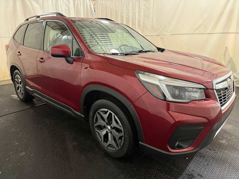 Used 2021 Subaru Forester Premium image 10