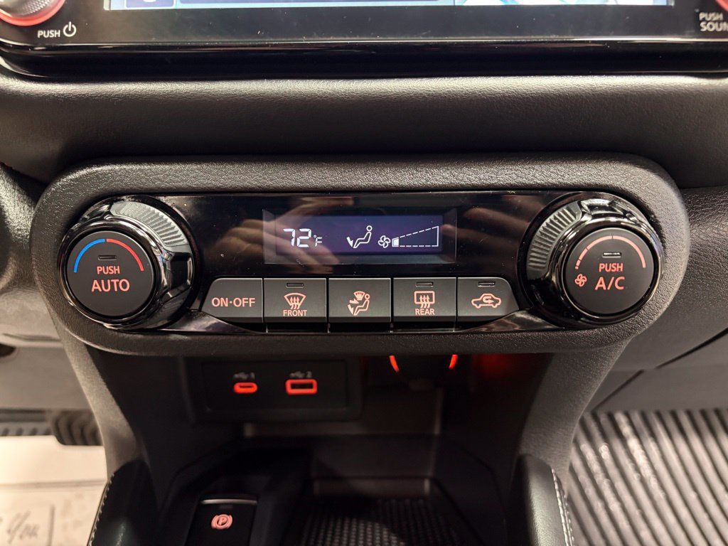 Used 2023 Nissan Kicks SR FWD image 18