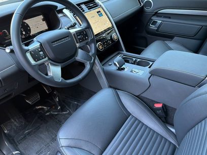 Used 2025 Land Rover Discovery Dynamic SE