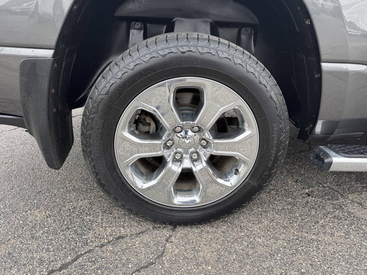 Used 2021 RAM 1500 Big Horn AWD/4WD image 4
