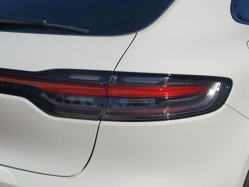 Used 2024 Porsche Macan S AWD/4WD image 17