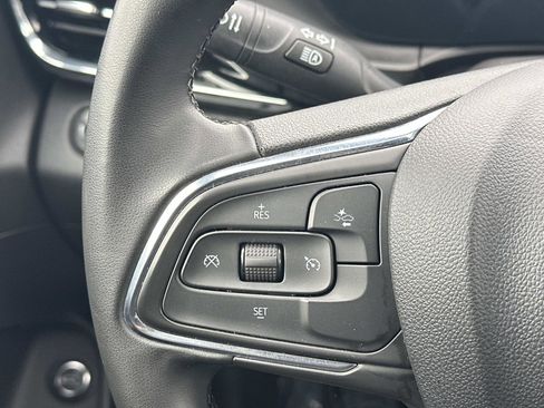 Certified 2025 Buick Envista Sport Touring w/ Experience Buick Package image 21