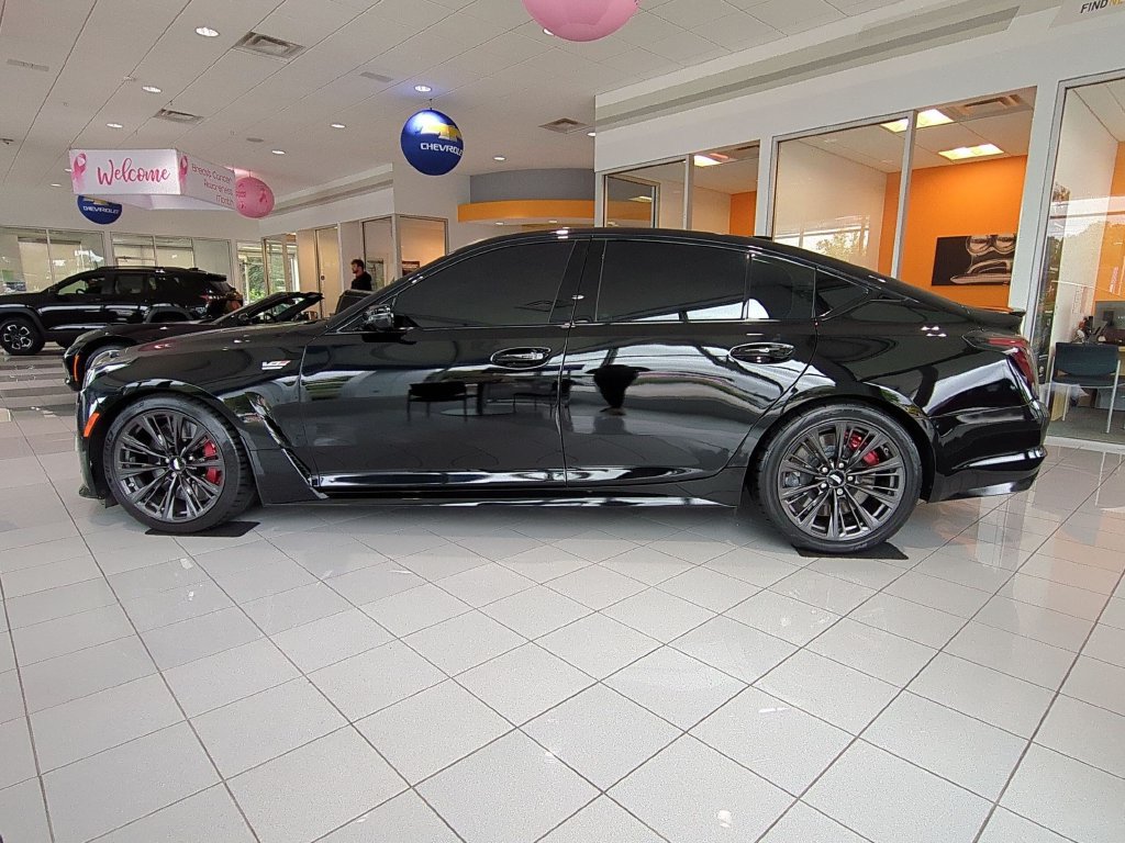 Used 2024 Cadillac CT5 V Blackwing w/ Driver Assist Package RWD image 6