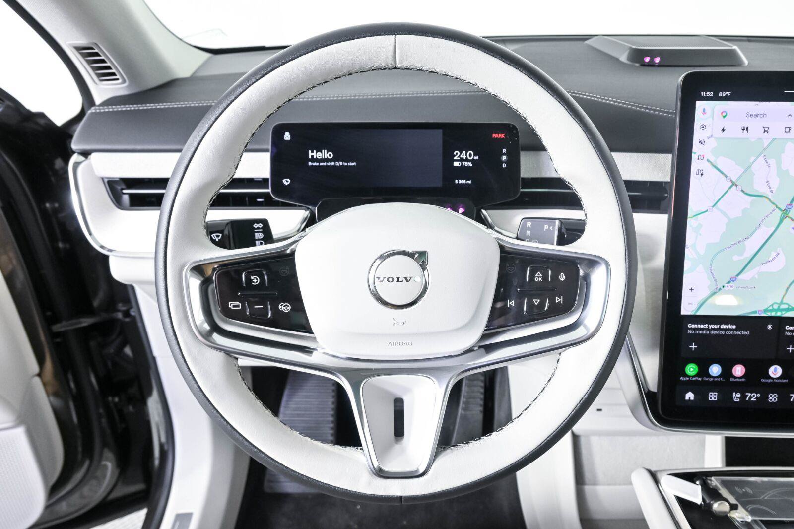 Certified 2025 Volvo EX90 Ultra AWD/4WD image 9
