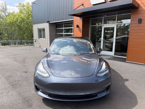 Used 2021 Tesla Model 3 Long Range AWD/4WD image 3
