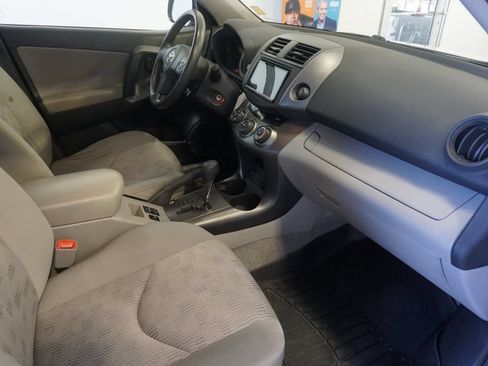 Used 2011 Toyota RAV4 4WD w/ Base L4 Extra Value Pkg image 17