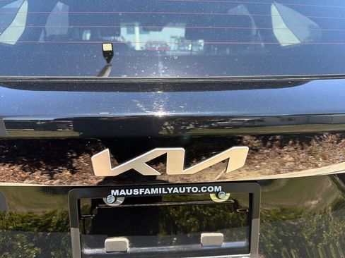 Used 2023 Kia Sorento EX FWD image 19