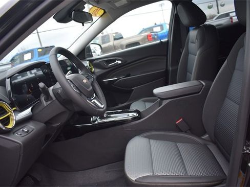 New 2026 Chevrolet Trax LT w/ Driver Confidence Package image 20