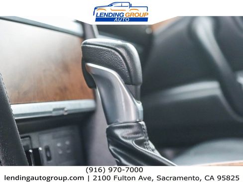 Used 2021 Nissan Armada SL w/ Captain's Chairs Package image 23