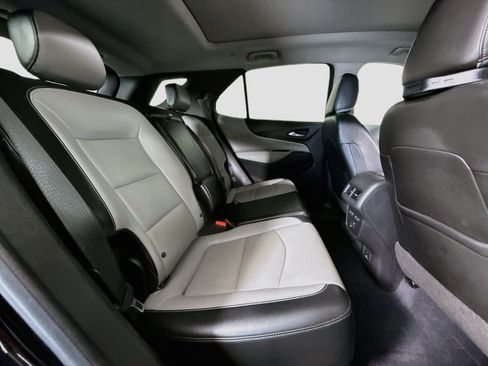 Used 2019 Chevrolet Equinox Premier FWD image 27