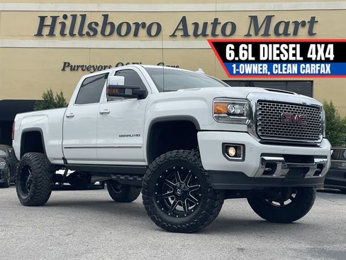 Used 2017 GMC Sierra 2500 Denali w/ Duramax Plus Package AWD/4WD image 1