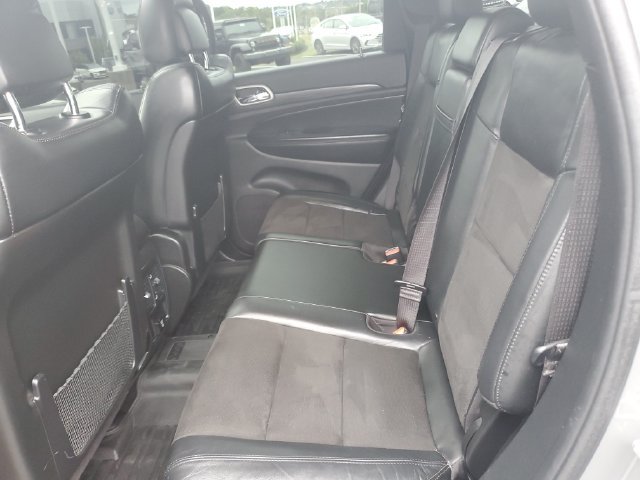 Used 2021 Jeep Grand Cherokee Laredo X AWD/4WD image 12