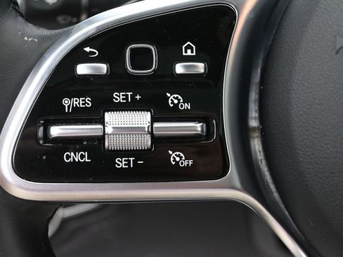 Used 2022 Mercedes-Benz C 300 Coupe image 13