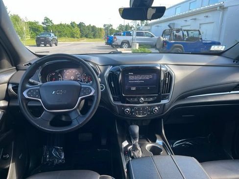 Used 2023 Chevrolet Traverse Premier w/ Redline Edition AWD/4WD image 18