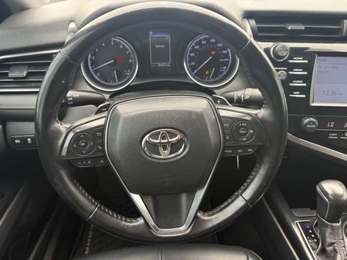Used 2019 Toyota Camry LE FWD image 21