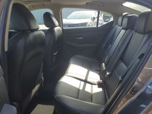 Used 2023 Nissan Sentra SR w/ SR Premium Package FWD image 9